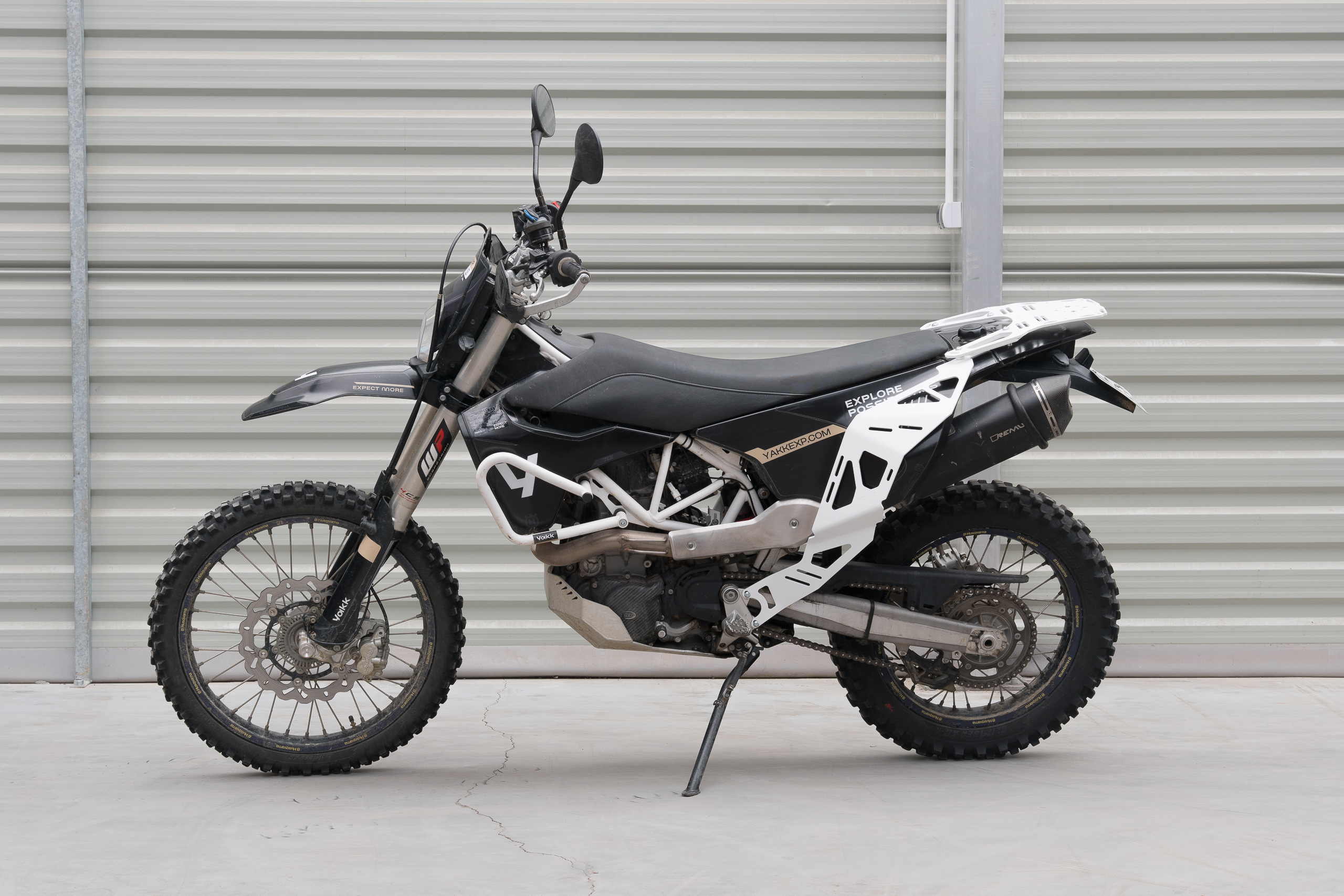 Side and Centre Pannier Rack White (Husqvarna Supermoto 701/Enduro 701) - Image 10